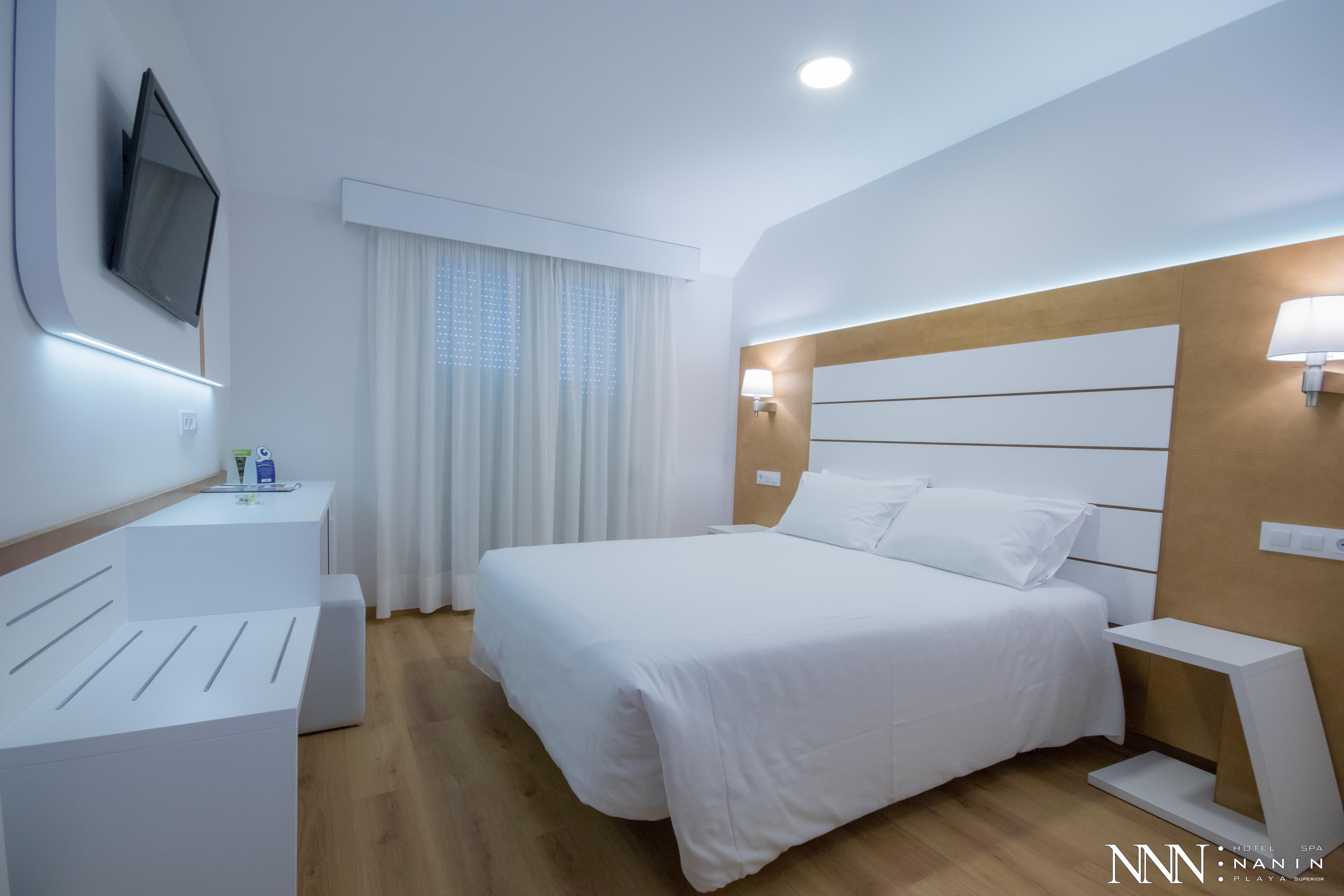 Hotel Spa Nanin Playa Sanxenxo Exterior photo