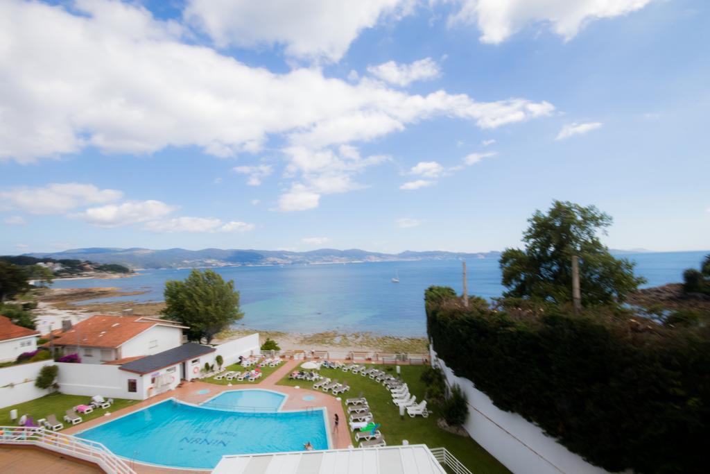 Hotel Spa Nanin Playa Sanxenxo Exterior photo