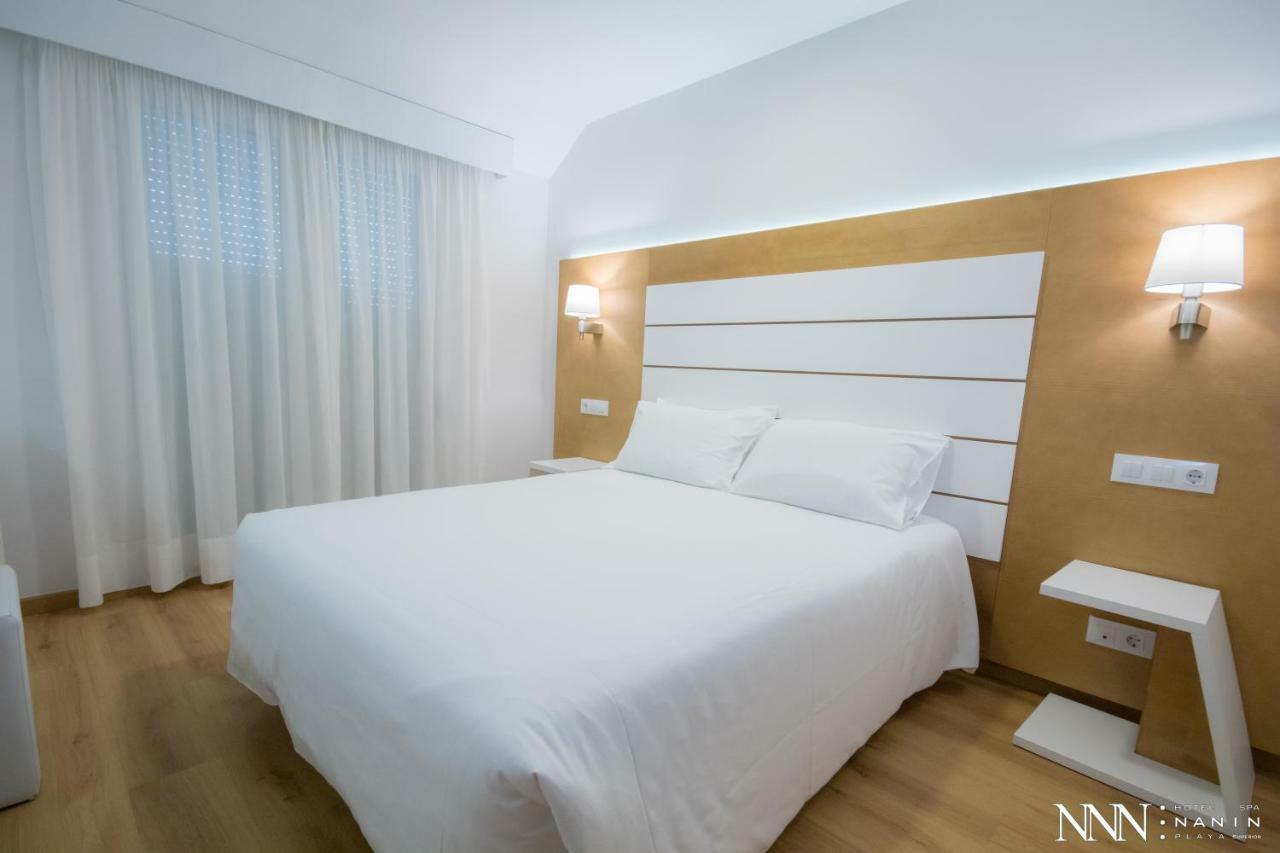 Hotel Spa Nanin Playa Sanxenxo Exterior photo